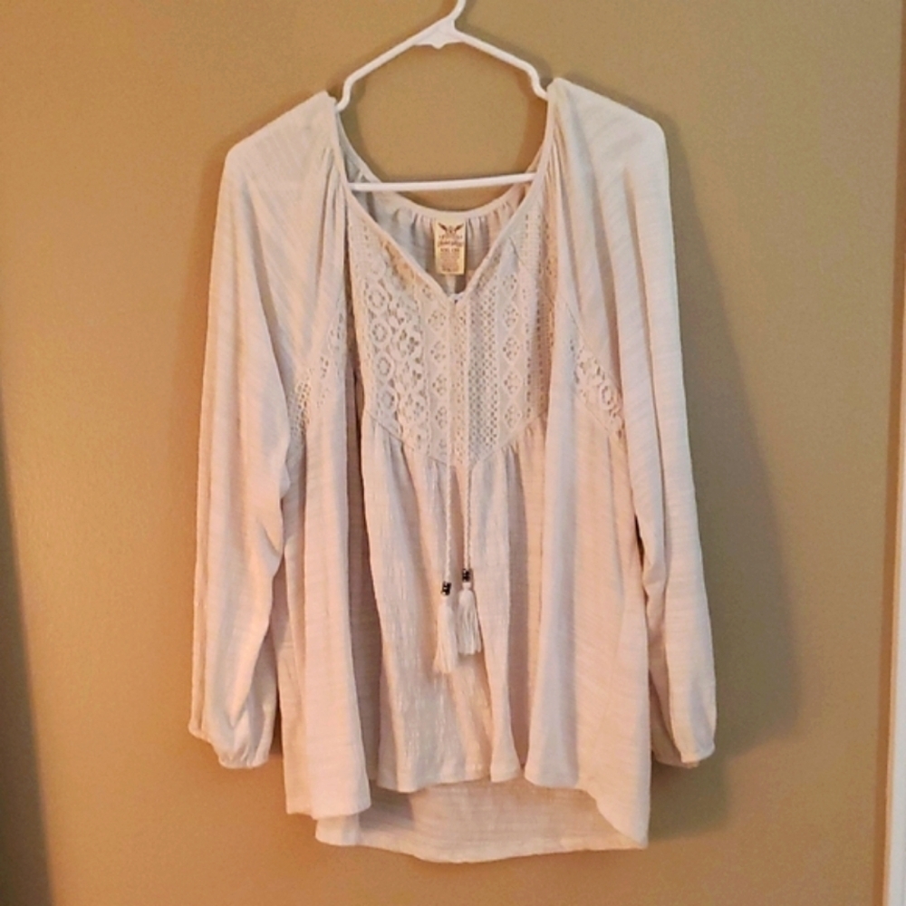 Faded Glory Cream Blouse with Lace Accents
